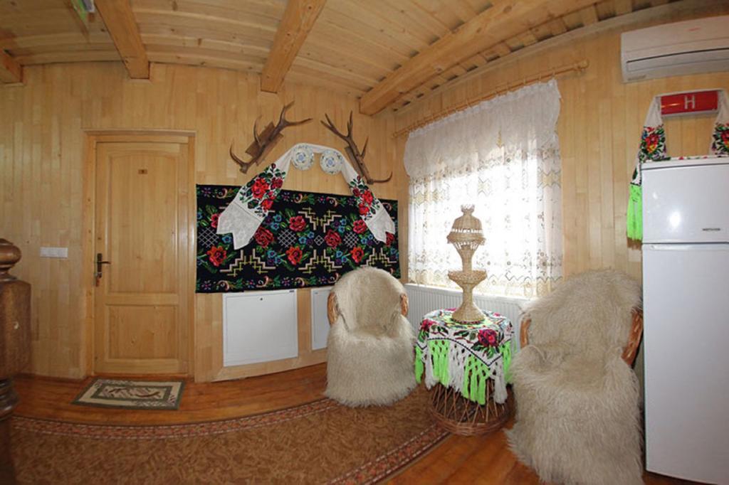 Pensiunea Sub Cetate La Matei Onceşti Extérieur photo